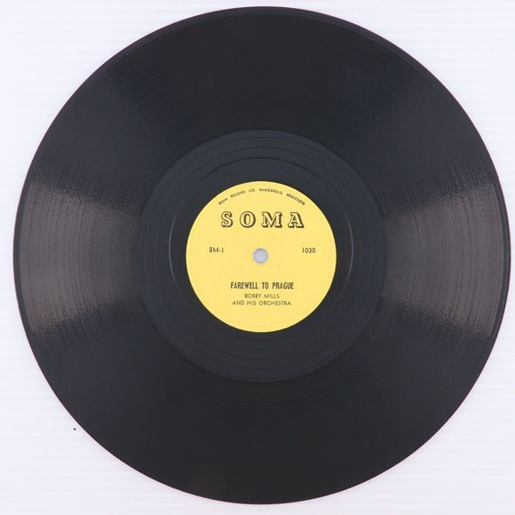 Bobby Mills - Farewell To Prague / Golden Age Waltz 10" 78 rpm Record 1030 Czech - Picture 2 of 16